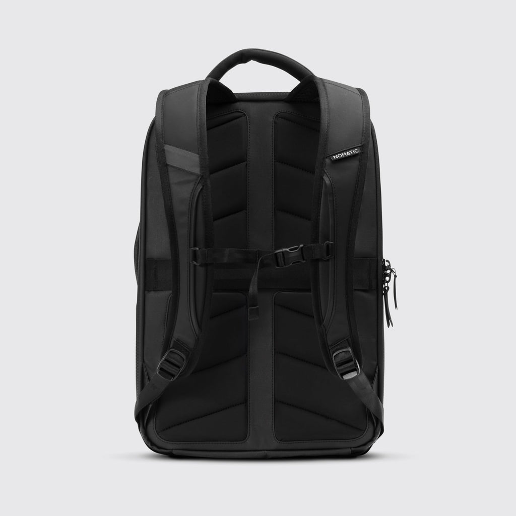 NOMATIC 14L Backpack - Work Backpack for Men and Woman - Everyday Pack - Water Resistant - 15" Laptop Sleeve - Professional Daypack For Mens - Expandable Travel Pack