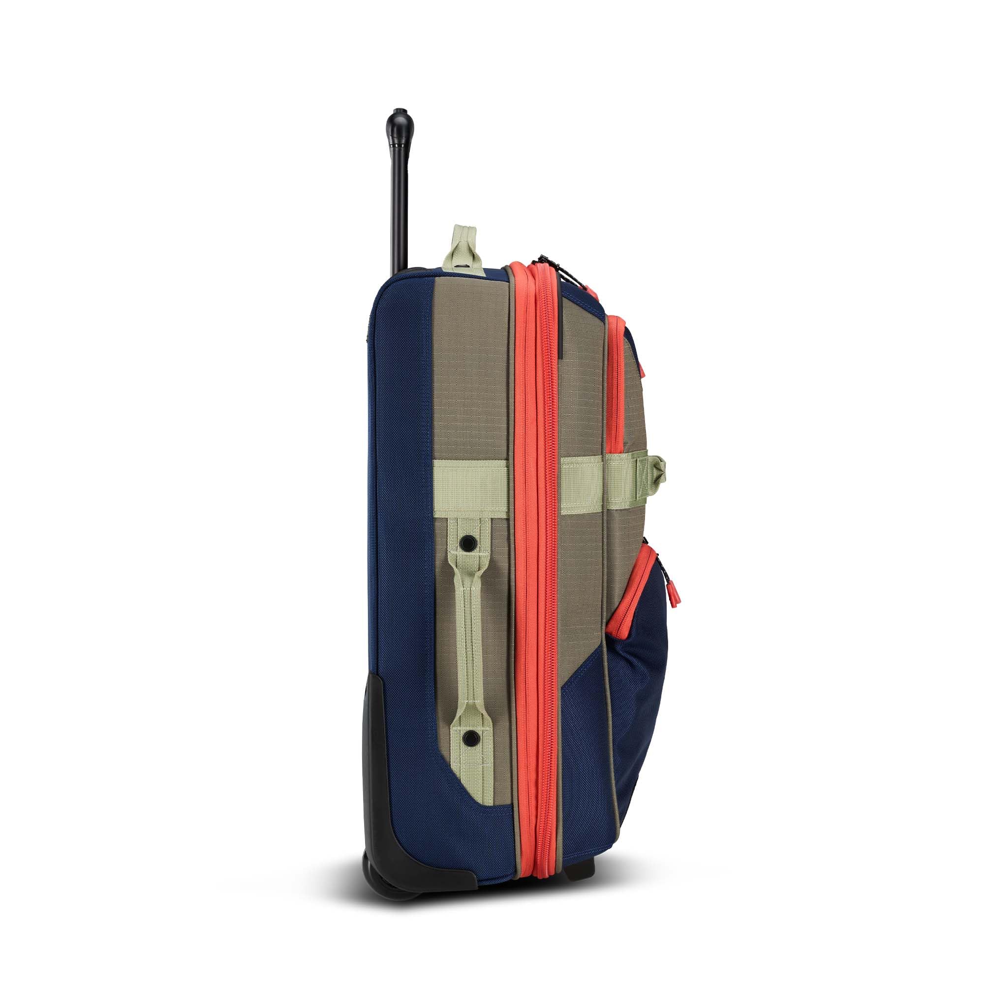 OGIO Alpha Layover Travel Bag (Midnight Olive)