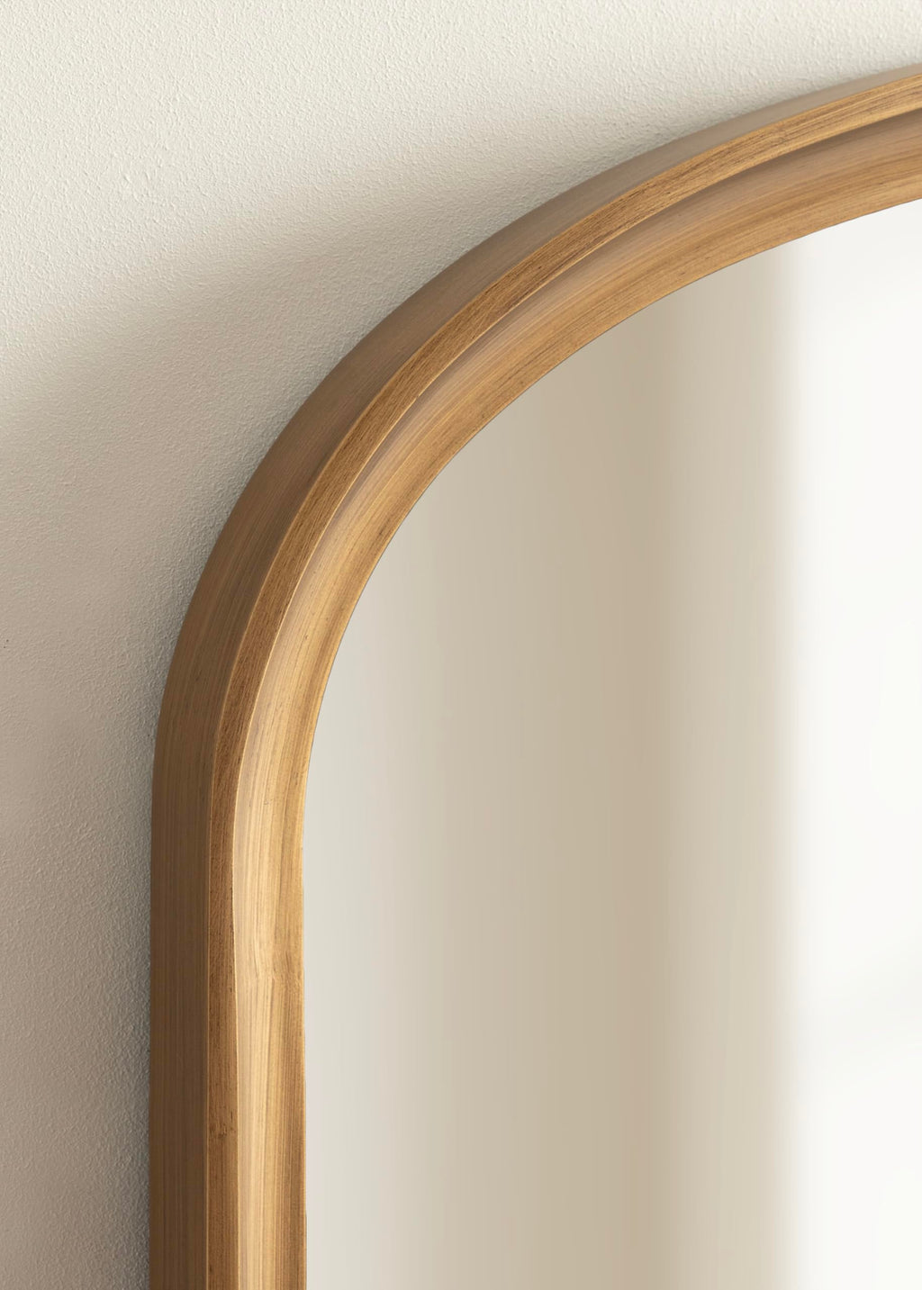 Kate and Laurel Hatherleigh Modern Arched Wooden Wall Mirror, 34 x 28, Gold, Decorative Wood Basket Arch Mirror for Use as Vanity Bathroom Accent or Living Room Mantel Decor