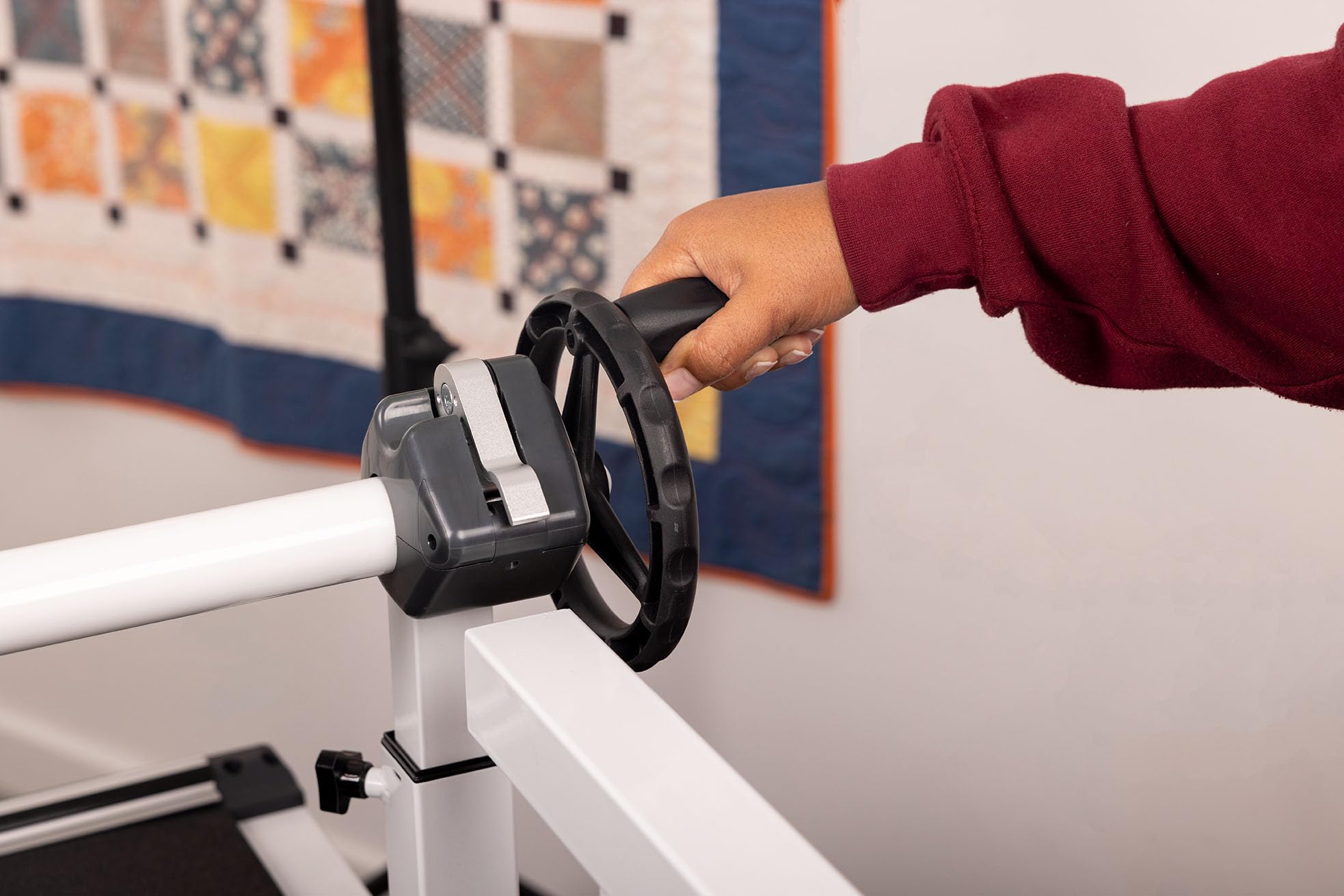 Q'nique 16X - Elite Long Arm Quilting Machine and Quilting Frame | The Grace Company (Q'nique 16X Elite & Evolution Elite 8' Rolling Frame)