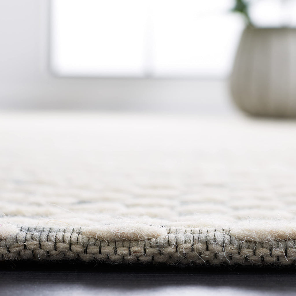 SAFAVIEH Area Rug 8x10 - Marbella Collection - Large - Beige & Blue, Handmade Wool, Ideal for Living Room, Bedroom, Office, Dining Space (MRB158L)