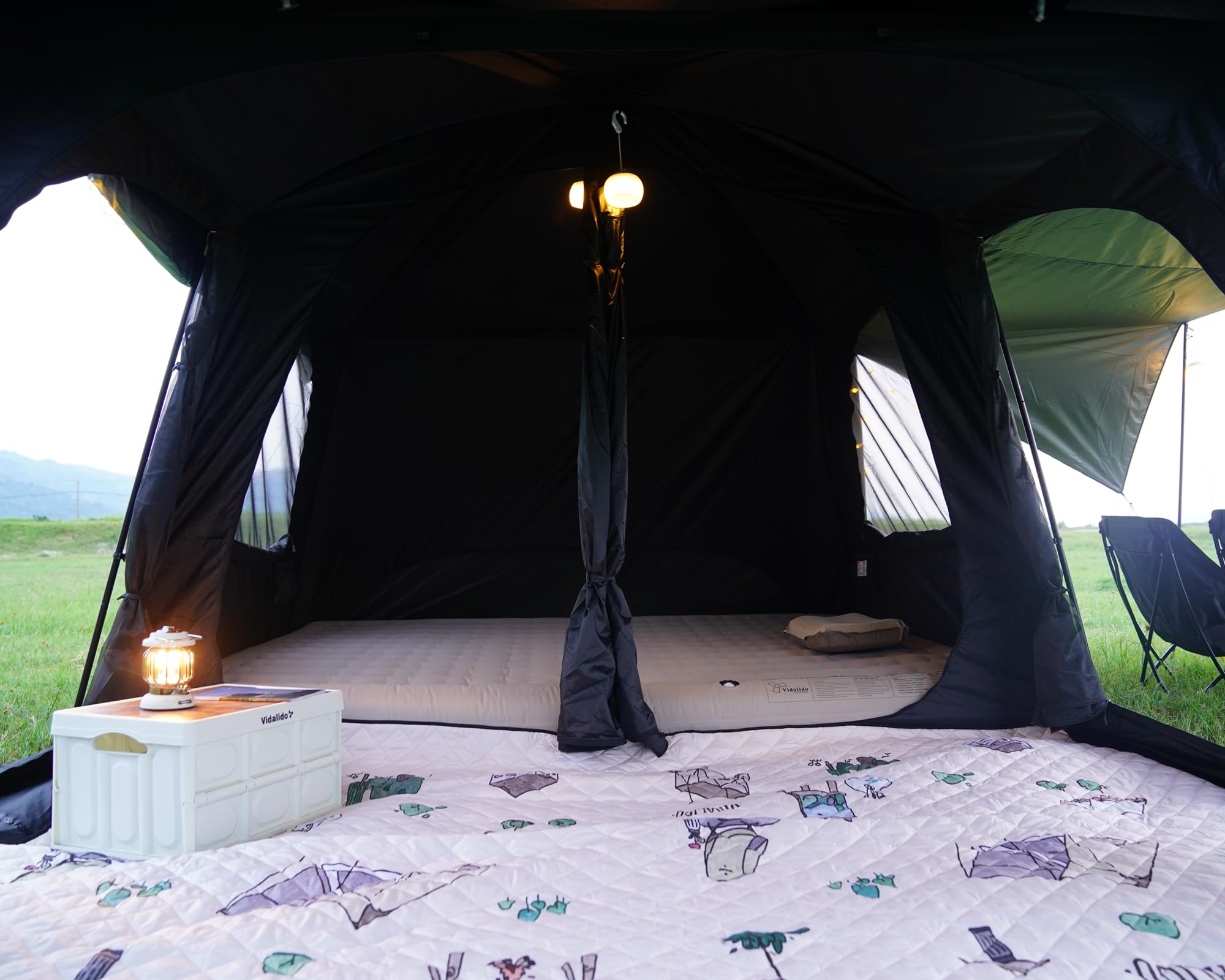 Vidalido 8-10 Person Camping Tent with 3 Door 2 Room Large Family Cabin Tents, Double Layer Waterproof Portable Glamping Tent, Big Tents for Outdoor Picnic Camping Hiking and Family Gathering