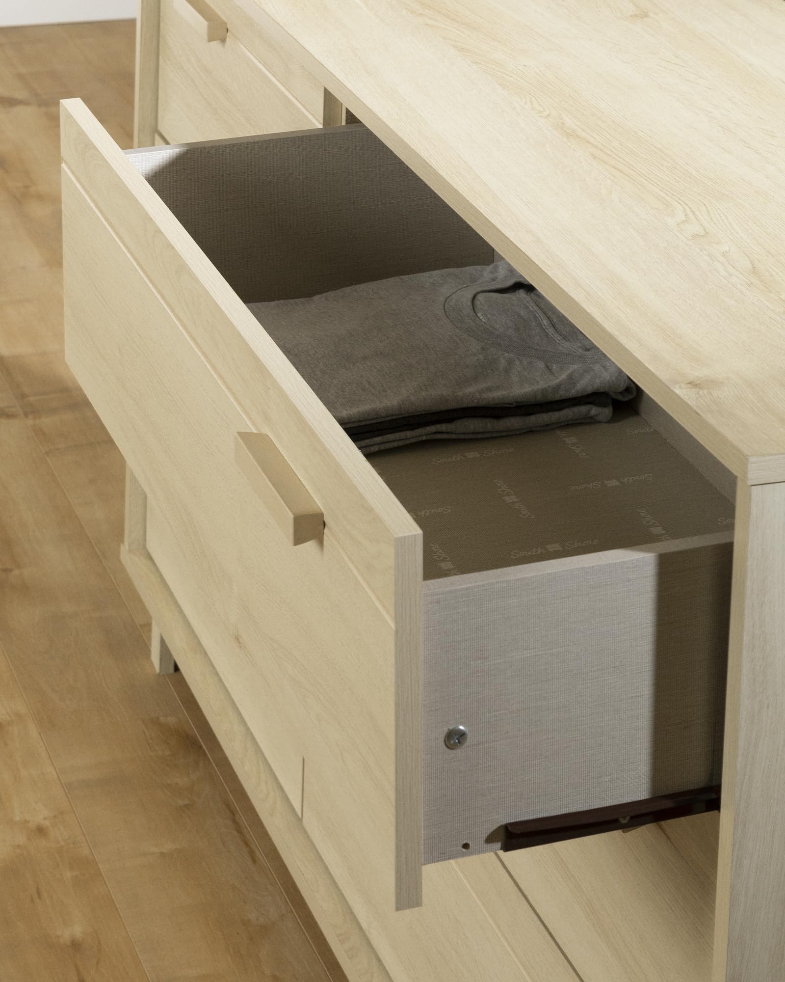 South Shore Noah Dresser Bleached Oak, Contemporary