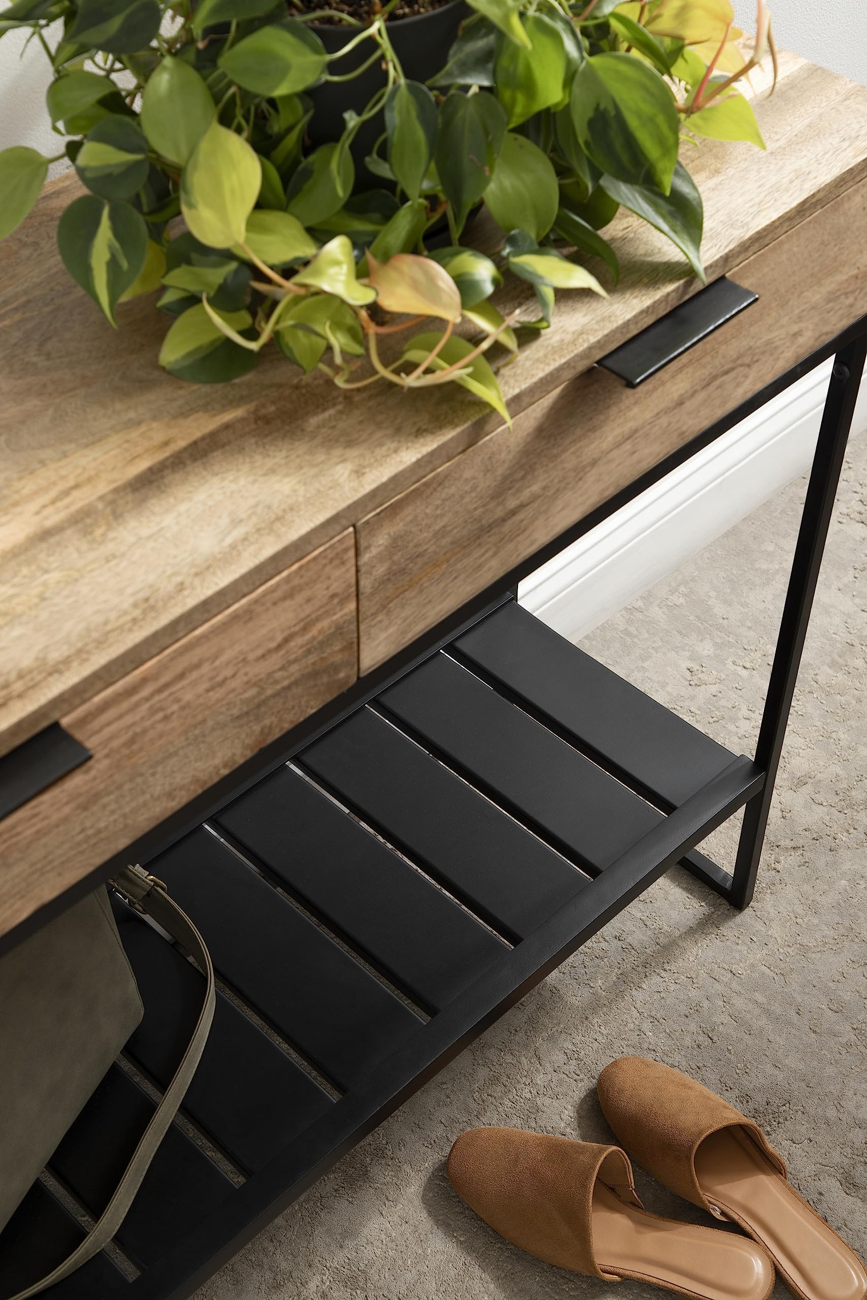 Kate and Laurel Malone Modern Wooden Console Table with Metal Shelf, 36 x 13 x 31, Natural Brown and Black, Transitional Wood Entryway Table with Storage Shelf Below