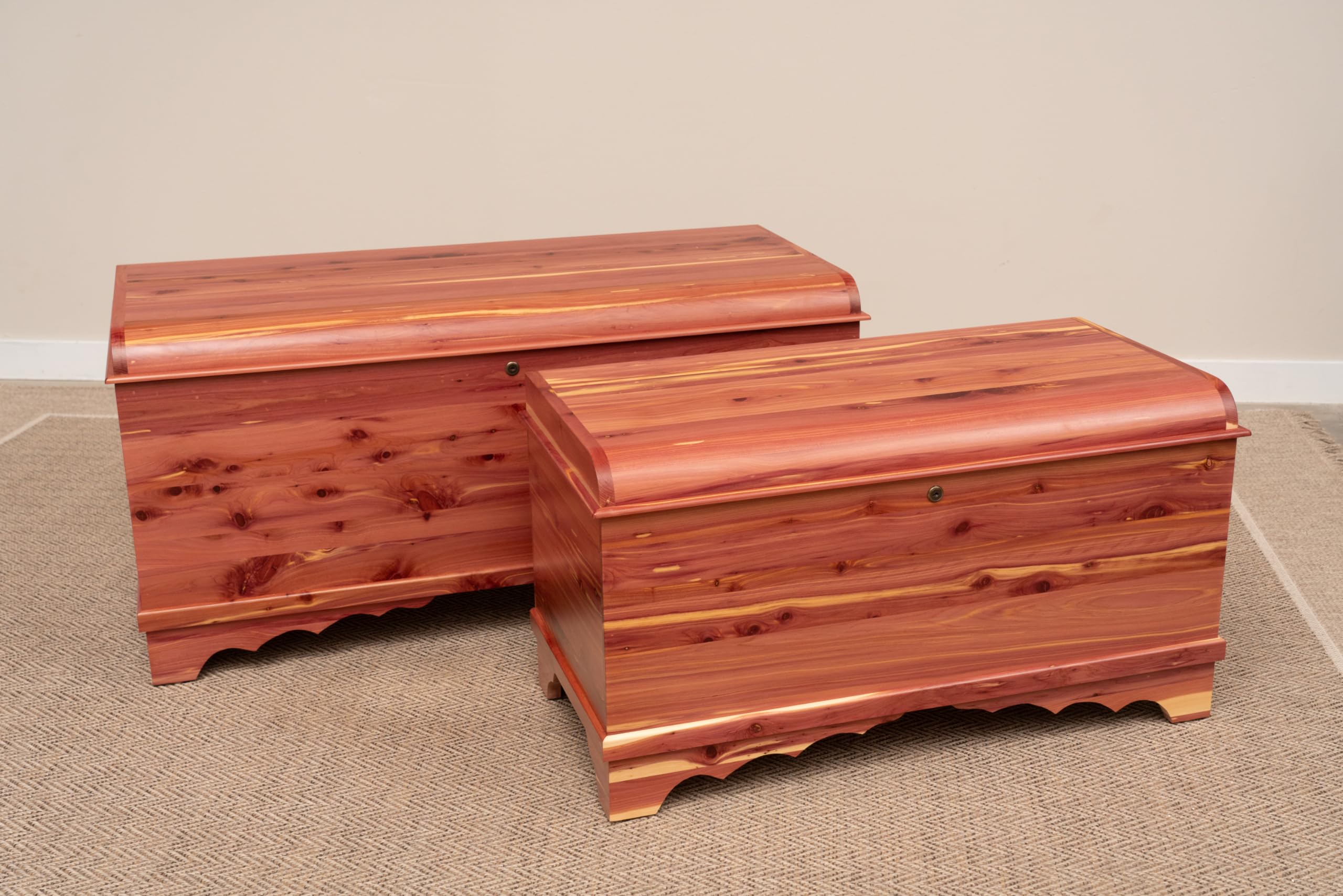 Rustic Red Door Co. Cedar Hope Chest with Waterfall Top and Tray, Amish Made Wooden Storage Trunk Box for Bedroom, Blanket, Clothes, Anti-Slam Hinges and Lock, Cedar Wood, Natural Stain, 36" Long