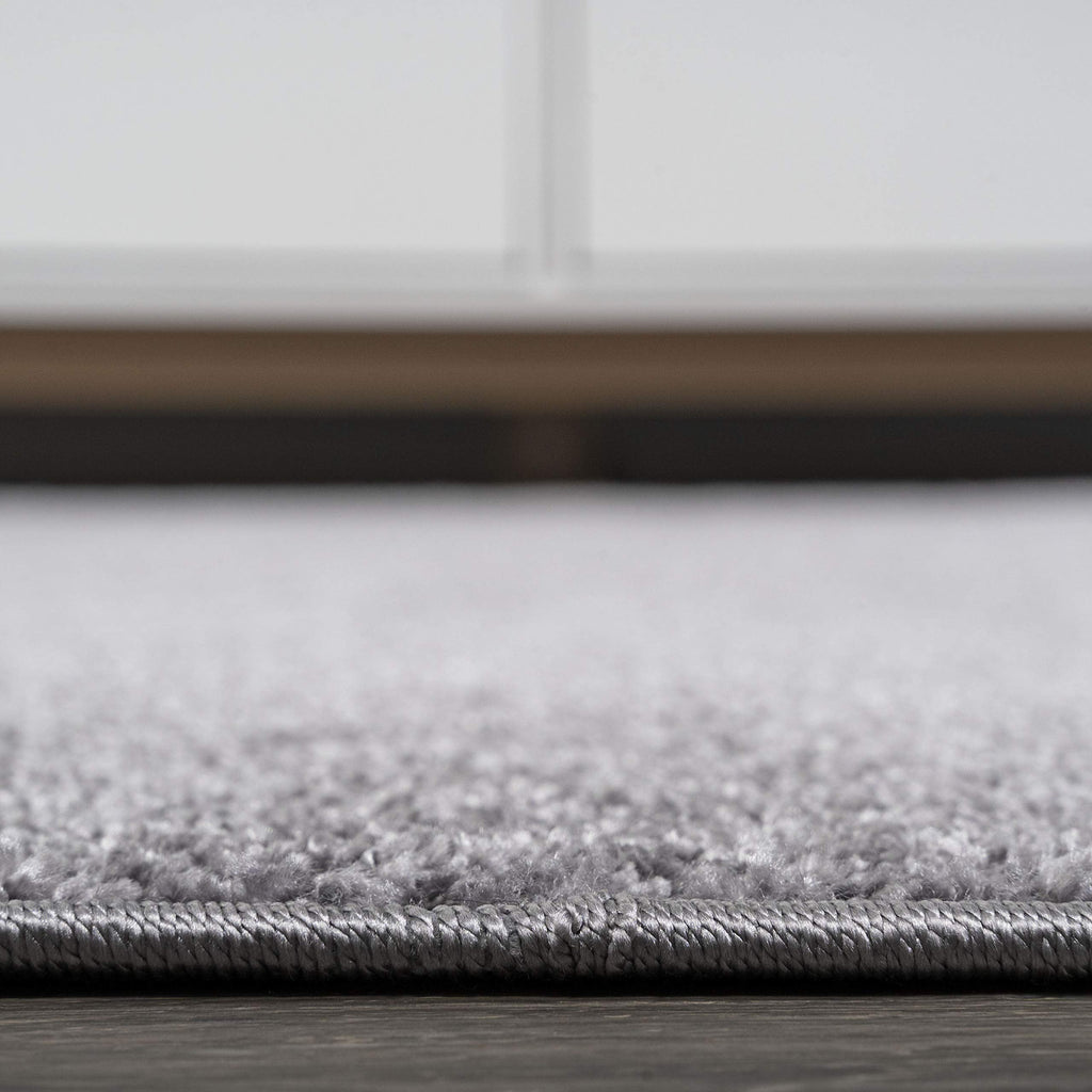 JONATHAN Y Haze Solid Low-Pile Gray Indoor Area Rug 10x14, Coastal,Bohemian,Minimalist,Classic, Easy-Cleaning for Living Room,Bedroom,Kitchen,Pet Friendly,Non-Shedding (SEU100A-14)