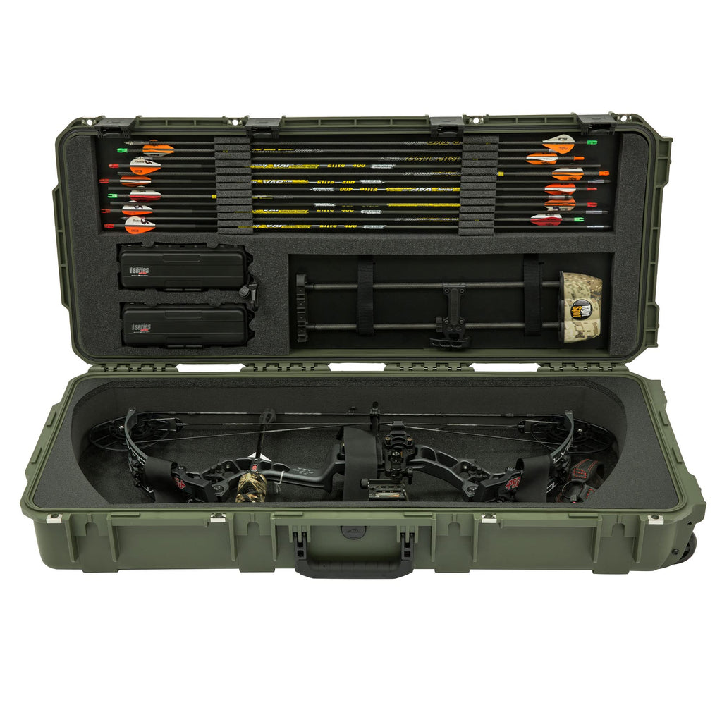 SKB Cases iSeries 3i-3614-PL-M Small Parallel Limb Bow Case, Hard Shell Compound Bow and Arrow Case with Wheels and Trigger Latch System