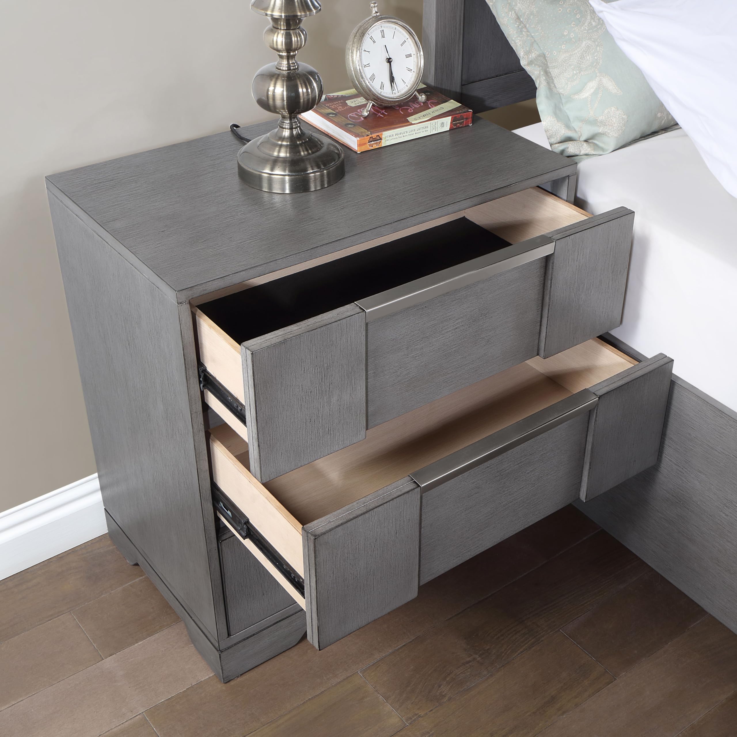 Furniture of America Del Rio 26 inches Solid Wood 3-Drawer Nightstand with Nickel Finger Pulls, Felt-Lined Top Storage Bedside Table, No Assembly for Bedroom, Guest Room, Gray