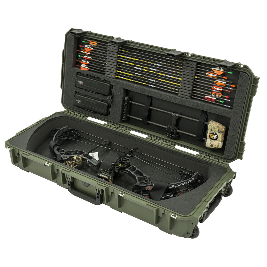 SKB Cases iSeries 3i-3614-PL-M Small Parallel Limb Bow Case, Hard Shell Compound Bow and Arrow Case with Wheels and Trigger Latch System