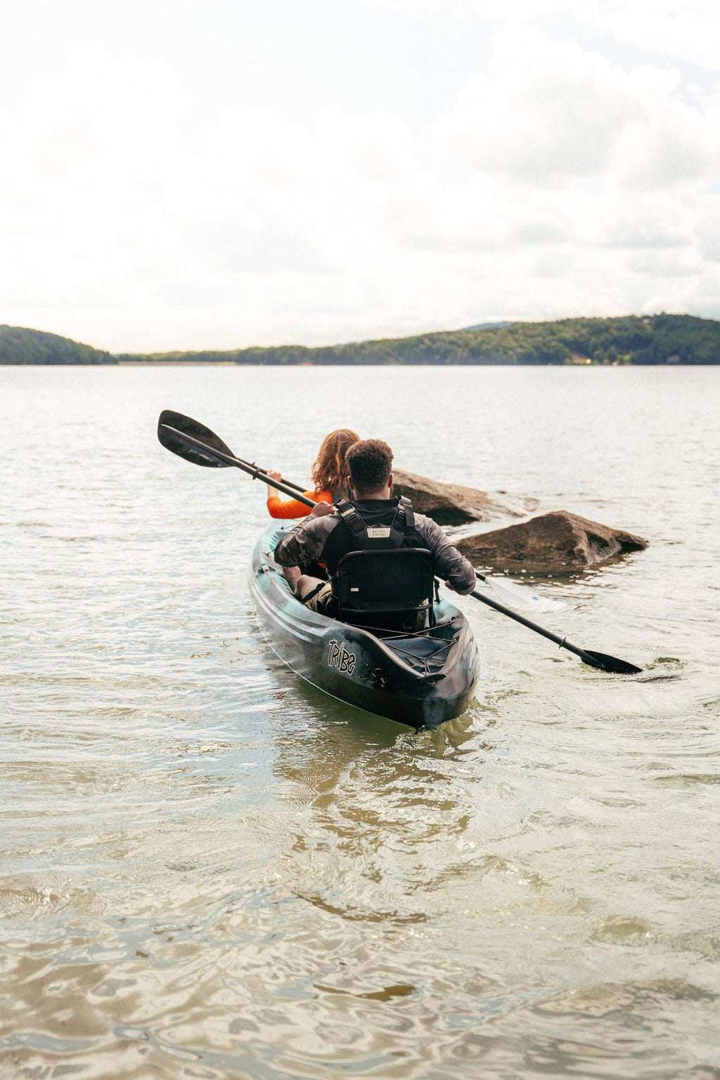 Perception - Tribe 9.5 - Sit on Top Kayak - Large Rear Storage with Tie Downs - 9.5 - Dapper