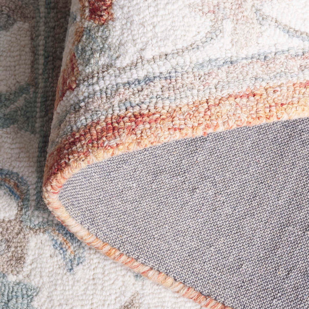 SAFAVIEH Area Rug 8x10 - Heritage Collection - Large - Rust & Ivory, Handmade Wool, Ideal for Living Room, Bedroom, Dining Space (HG125P)