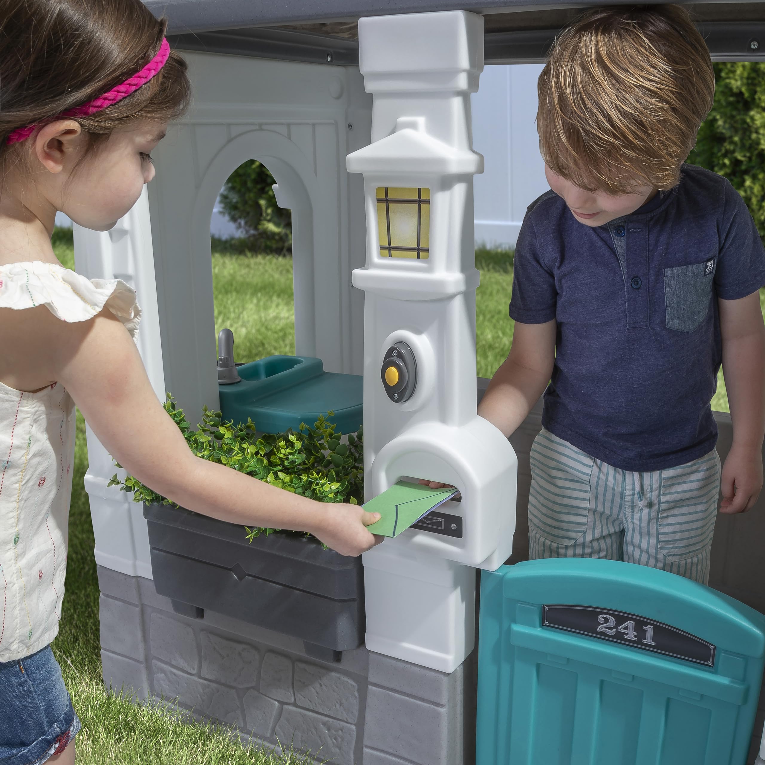 Step2 Neat & Tidy Cottage Kids Playhouse, Indoor and Outdoor Playset, Interactive Sounds, Toddlers 1.5+ Years Old, Easy to Assemble, Grey