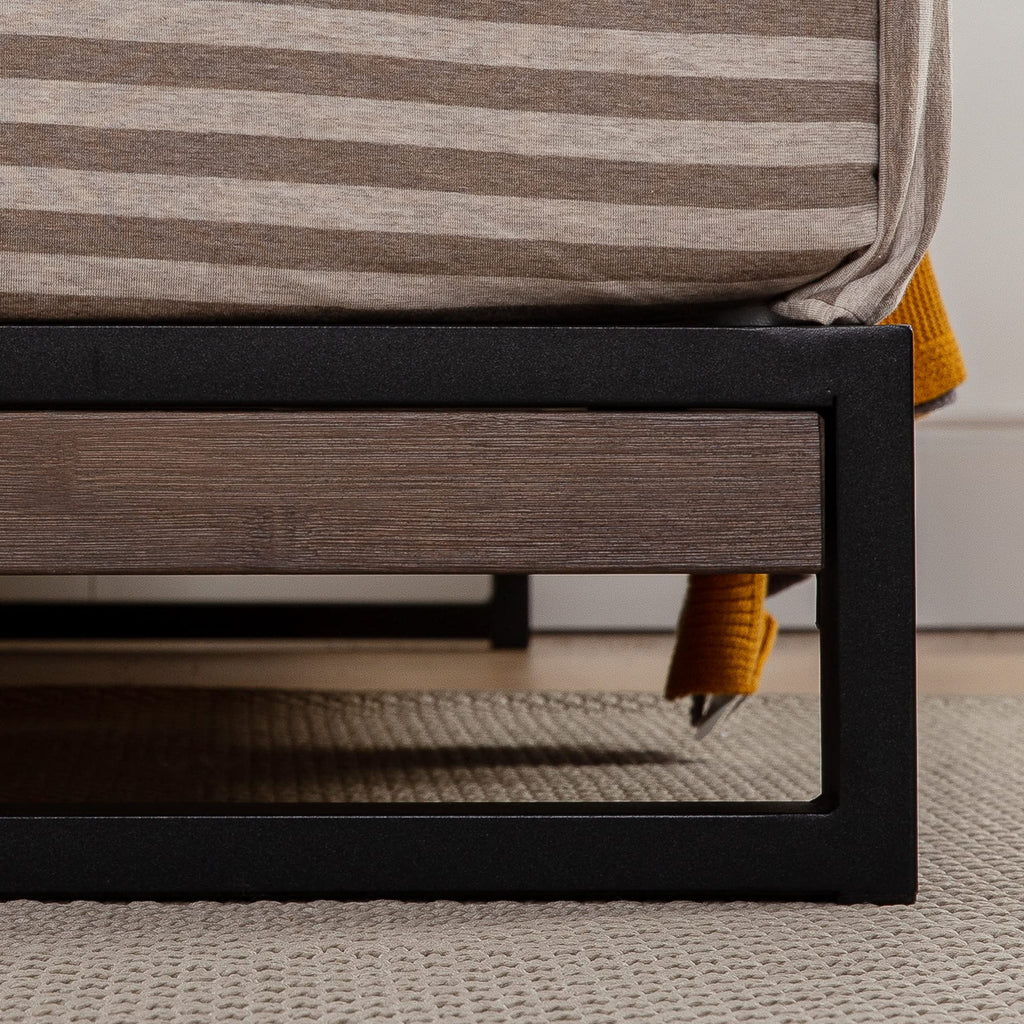 Zinus Suzanne Bamboo and Metal Platform Bed Frame, 7-Inch Low Profile, Solid Steel Construction, No Box Spring Needed, Wood Slat Support, Easy Assembly, Grey Wash, King