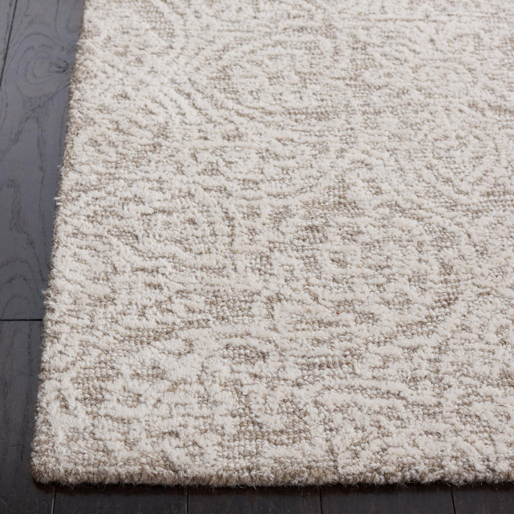 SAFAVIEH Area Rug 6x9 - Metro Collection - Natural & Ivory, Handmade Wool, Ideal for Living Room, Bedroom, Dining Space (MET998A)