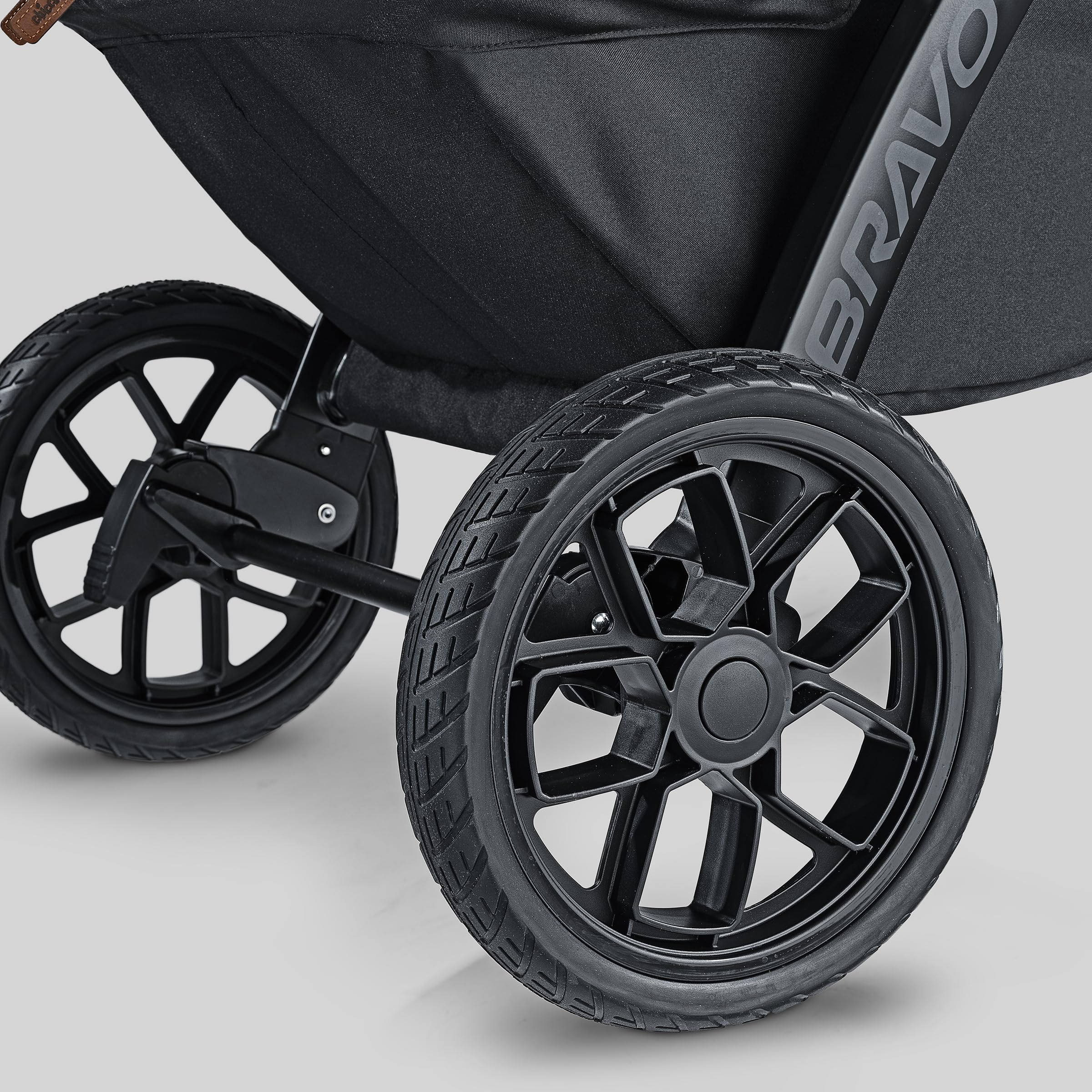 Chicco Bravo Primo ClearTex 3-in-1 Trio Travel System, Bravo Primo Quick-Fold Stroller with KeyFit Max Zip ClearTex Infant Car Seat and Base, Somerset/Black