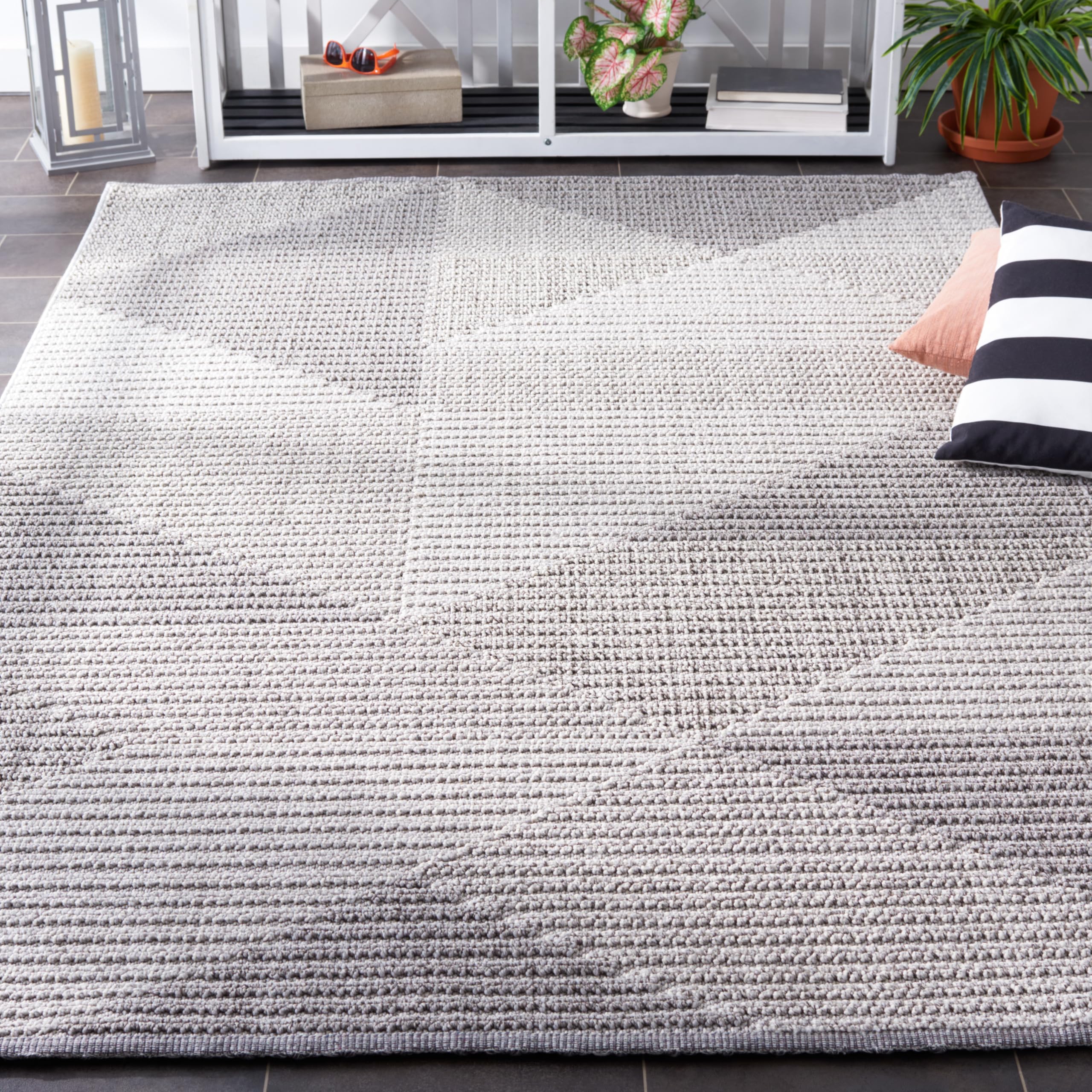 SAFAVIEH Area Rug 9x12 - Global Collection - Large - Light Grey & Grey, Non-Shedding & Easy Cleaning, Ideal for Living Room, Bedroom, Office, Dining Space (GLB400F)