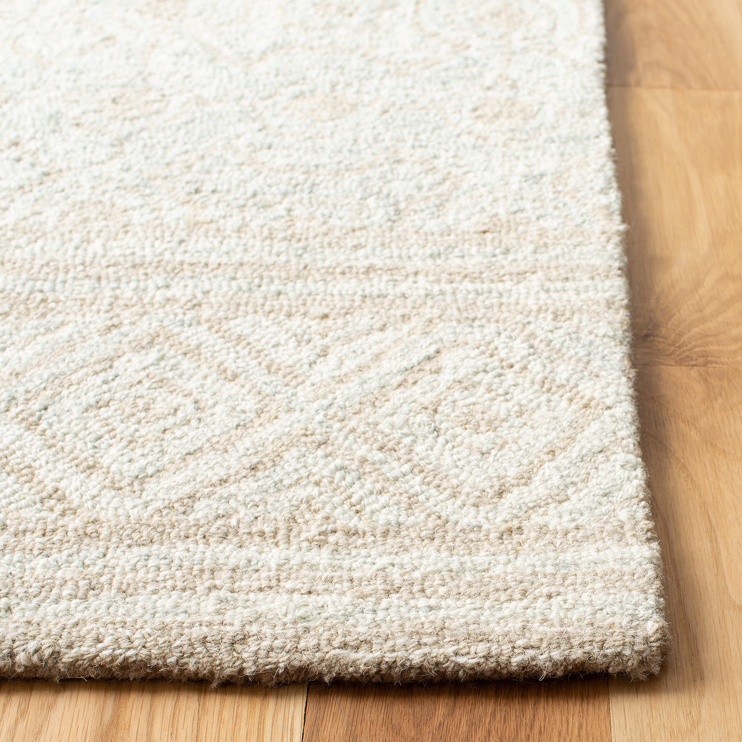 SAFAVIEH Area Rug 8x10 - Micro-Loop Collection - Large - Ivory & Light Green, Handmade Wool, Ideal for Living Room, Bedroom, Office, Dining Space (MLP950A)