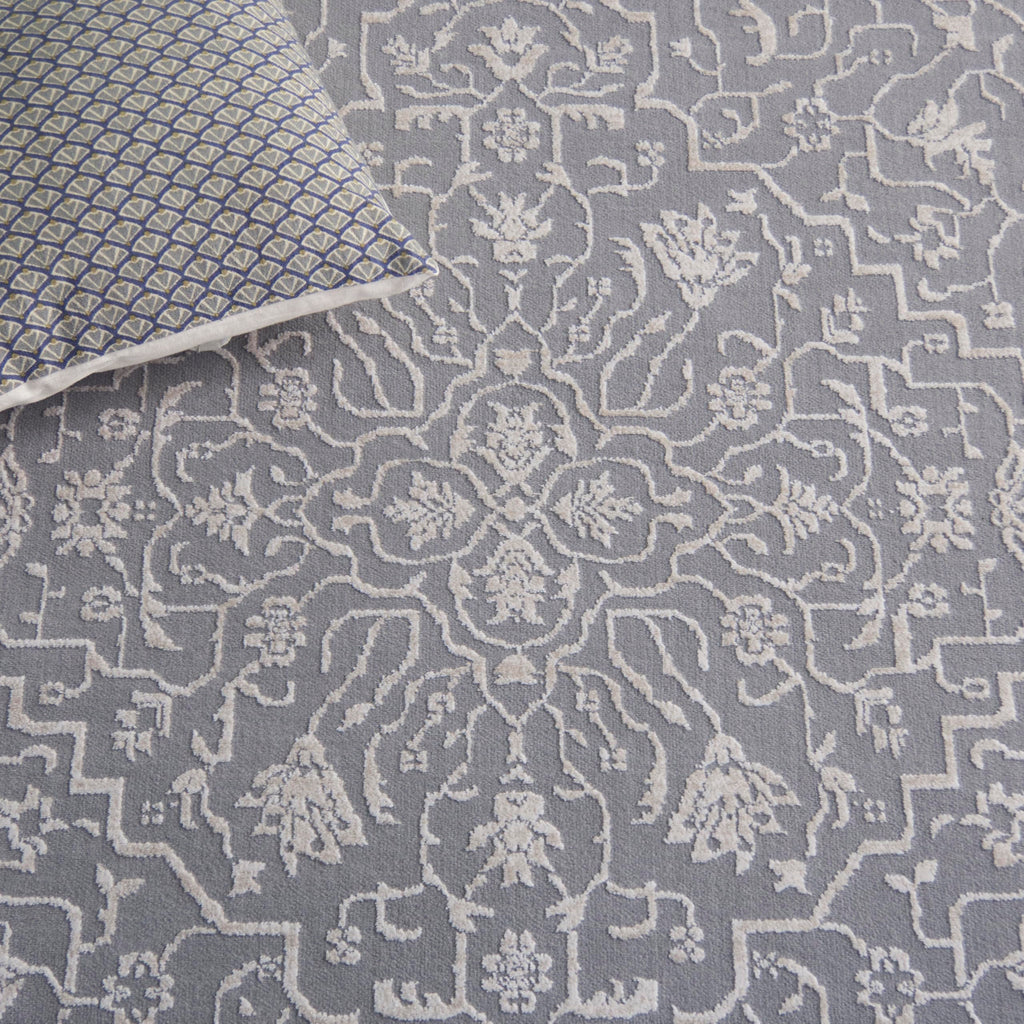 SAFAVIEH Area Rug 8x10 - Reflection Collection - Large - Light Grey & Cream, Non-Shedding & Easy Cleaning, Ideal for Living Room, Bedroom, Dining Space (RFT670C)