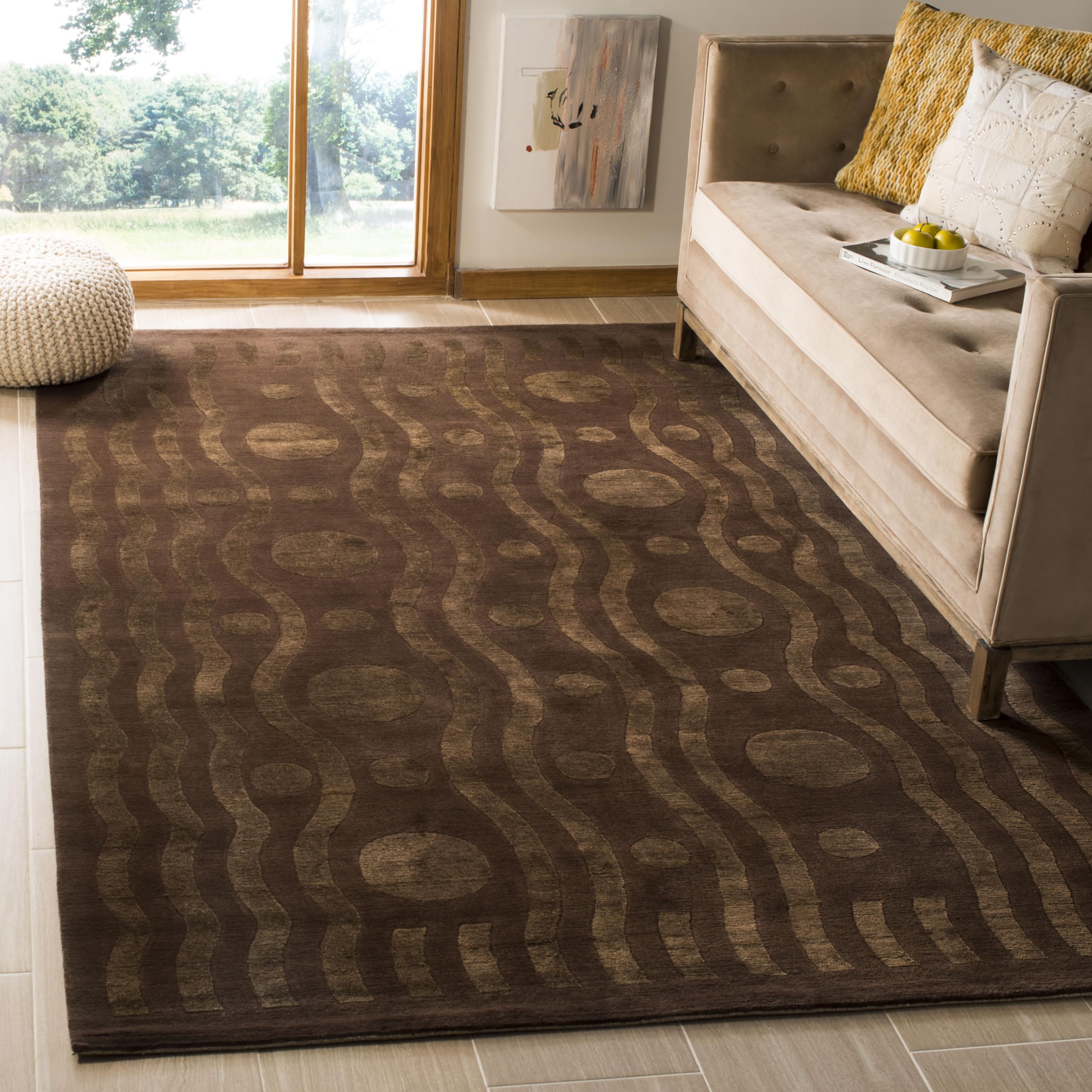 SAFAVIEH Area Rug 6x9 - Couture Collection - Coco Tan & Beige, Silk & Wool, Ideal for Living Room, Bedroom, Dining Space (TOB814E)