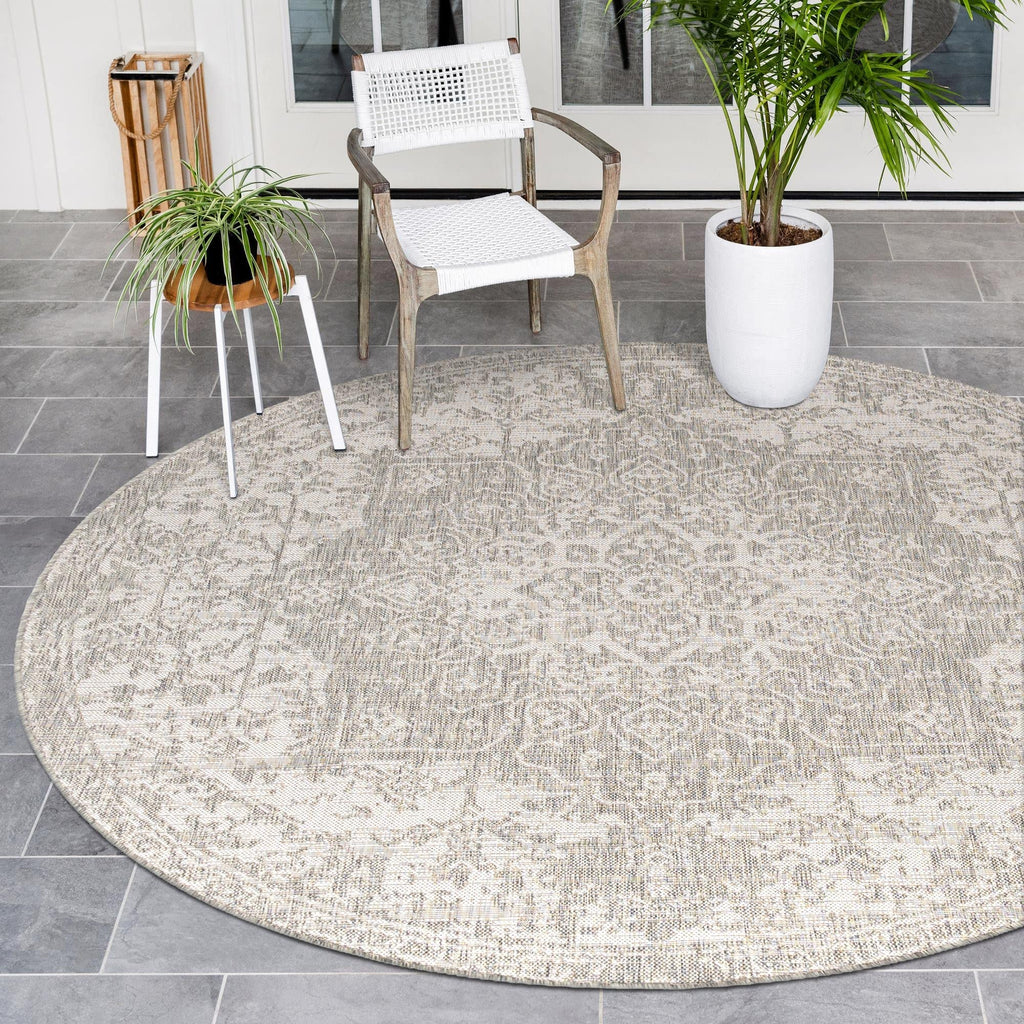 Unique Loom Jill Zarin Outdoor Collection Area Rug - Dubai (13' Round, Gray/ Ivory)