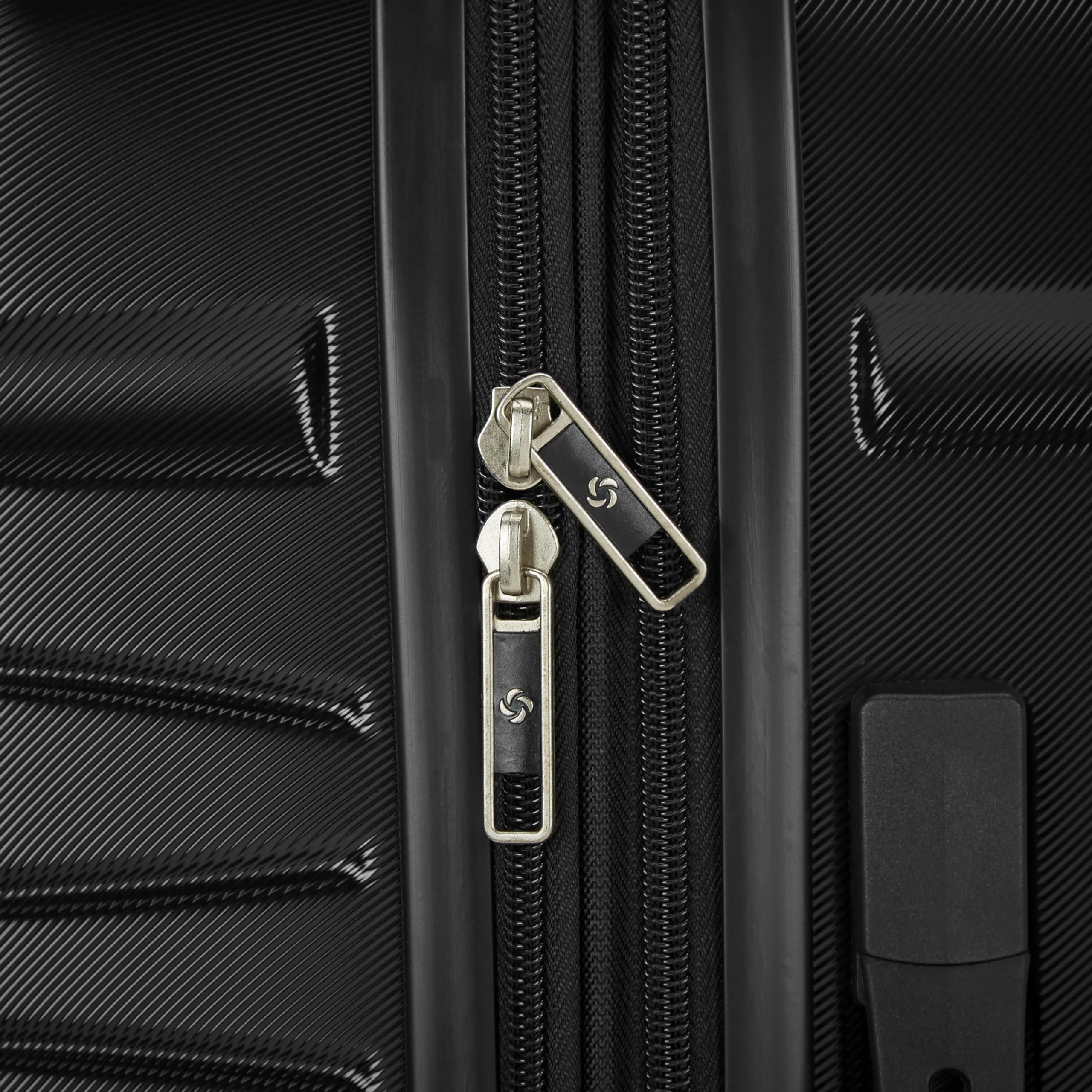 Samsonite Evolve SE Hardside Expandable Luggage with Double Spinner Wheels, Titanium, 3PC Set (CO/M/L)