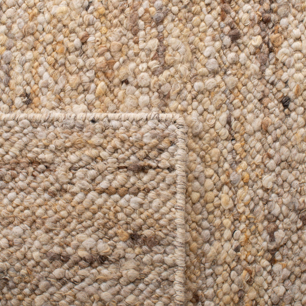 SAFAVIEH Area Rug 8x10 - Natura Collection - Large - Beige, Handmade Wool, Ideal for Living Room, Bedroom, Dining Space (NAT263B)