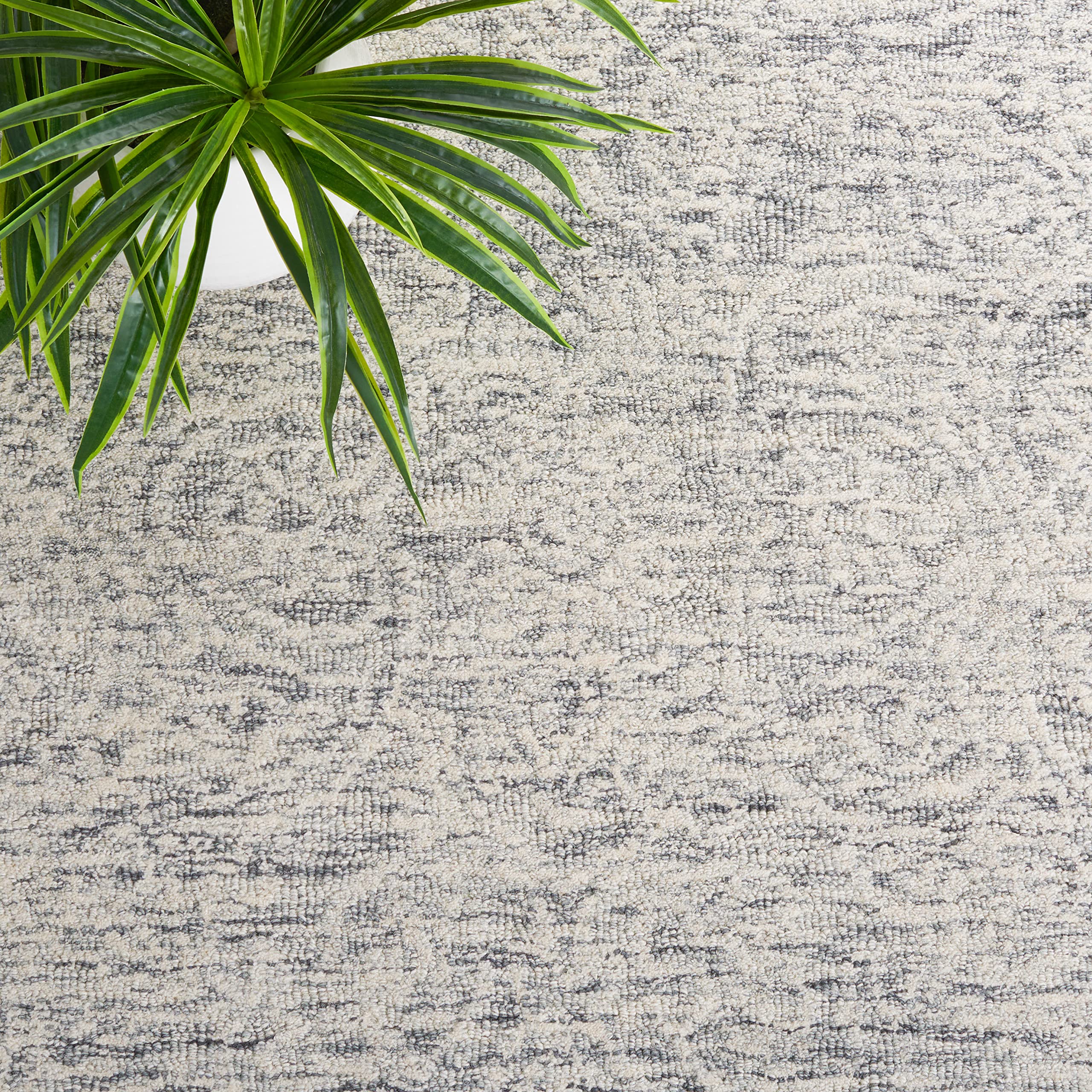 SAFAVIEH Area Rug 6x9 - Metro Collection - Dark Grey & Ivory, Handmade Wool, Ideal for Living Room, Bedroom, Dining Space (MET998H)