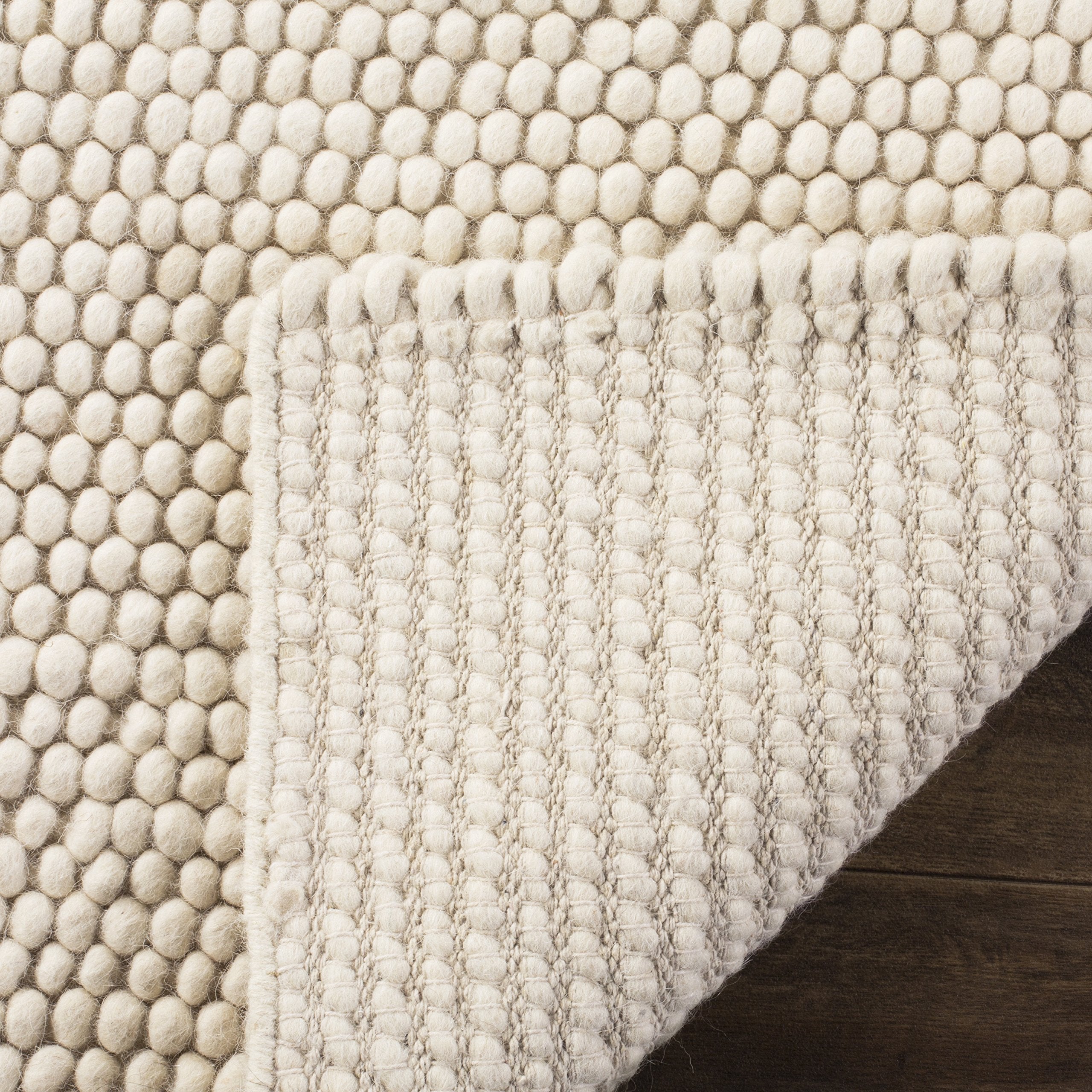 SAFAVIEH Area Rug 6x9 - Natura Collection - Ivory, Handmade Wool Blend, Textured Design, Ideal for Living Room, Bedroom, Dining Space (NAT620A)