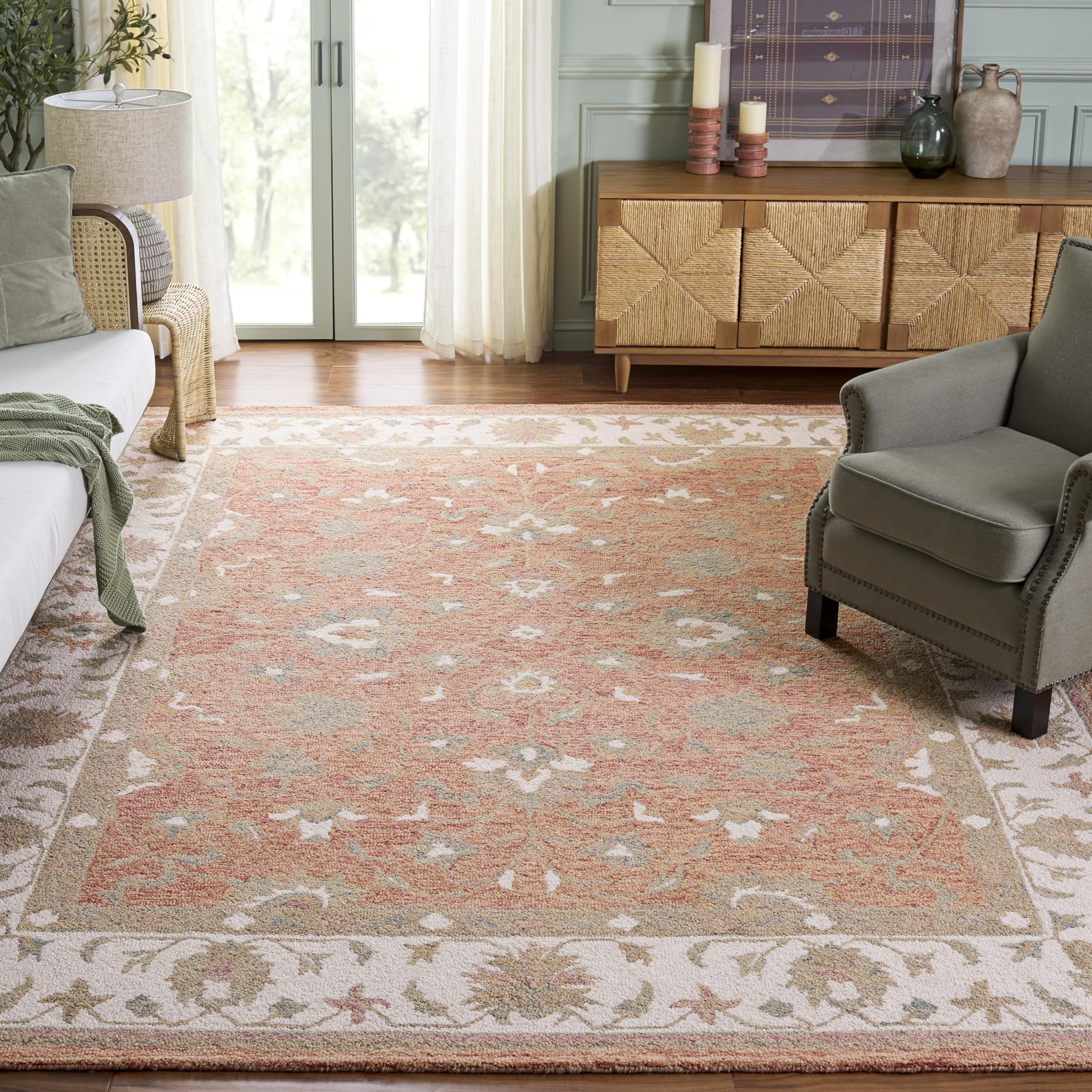 SAFAVIEH Area Rug 8x10 - Heritage Collection - Large - Rust & Ivory, Handmade Wool, Ideal for Living Room, Bedroom, Dining Space (HG125P)