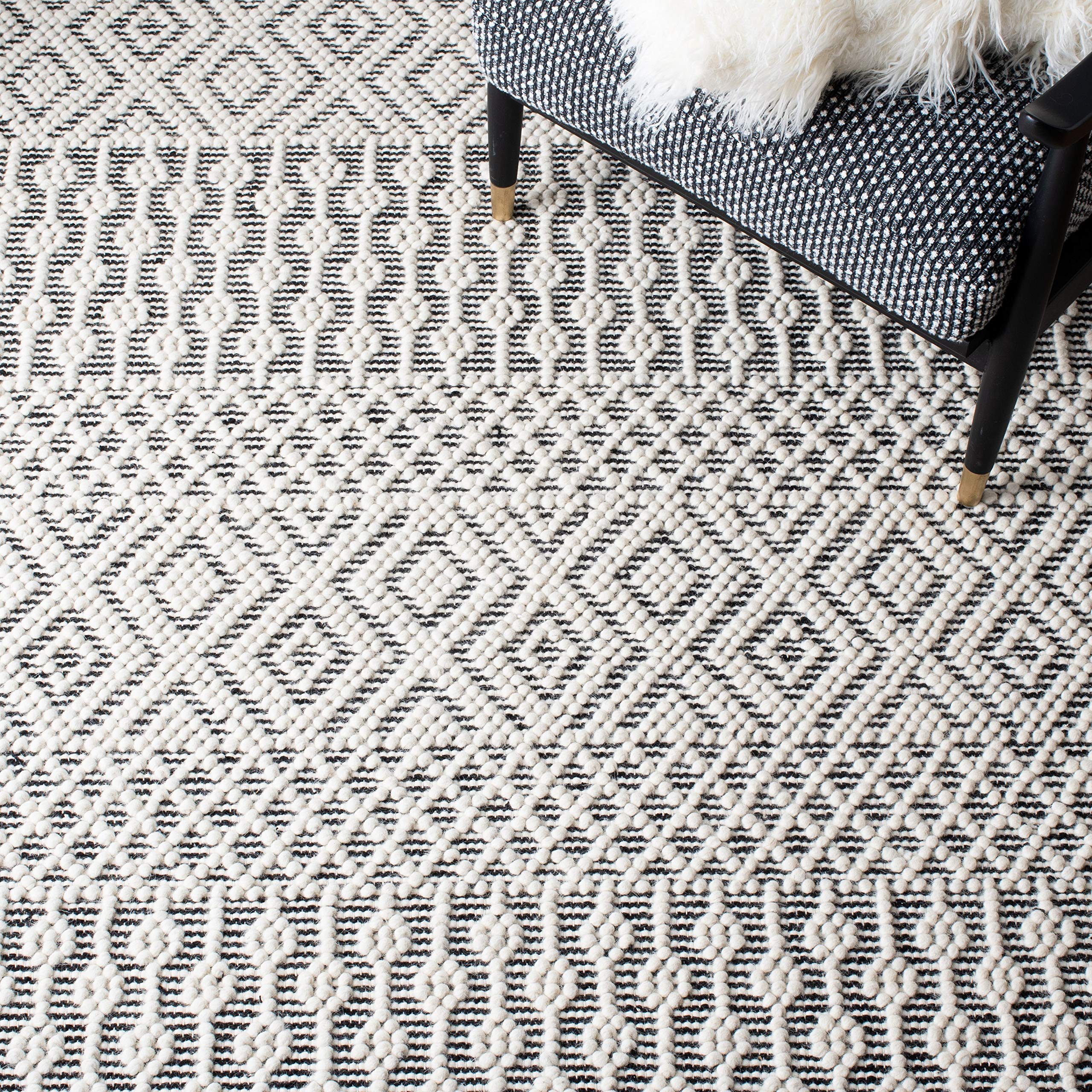 SAFAVIEH Natura Collection Area Rug - 9' x 12', Ivory & Black, Handmade Moroccan Boho Wool Fringe, Ideal for High Traffic Areas in Living Room, Bedroom (NAT852Z)