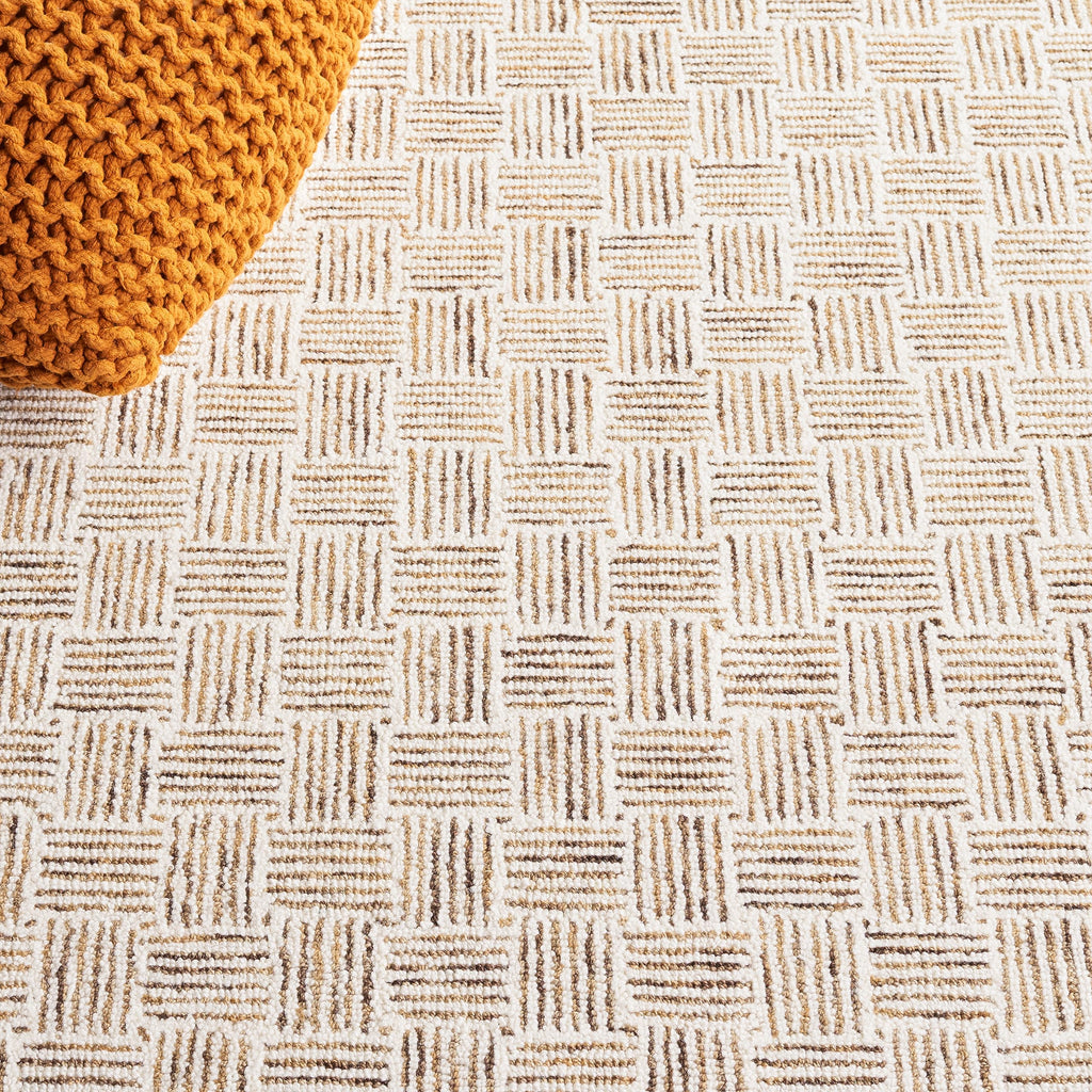 SAFAVIEH Area Rug 8x10 - Micro-Loop Collection - Large - Taupe & Ivory, Handmade Wool, Geometric Design, Ideal for Living Room, Bedroom, Office, Dining Space (MLP537E)
