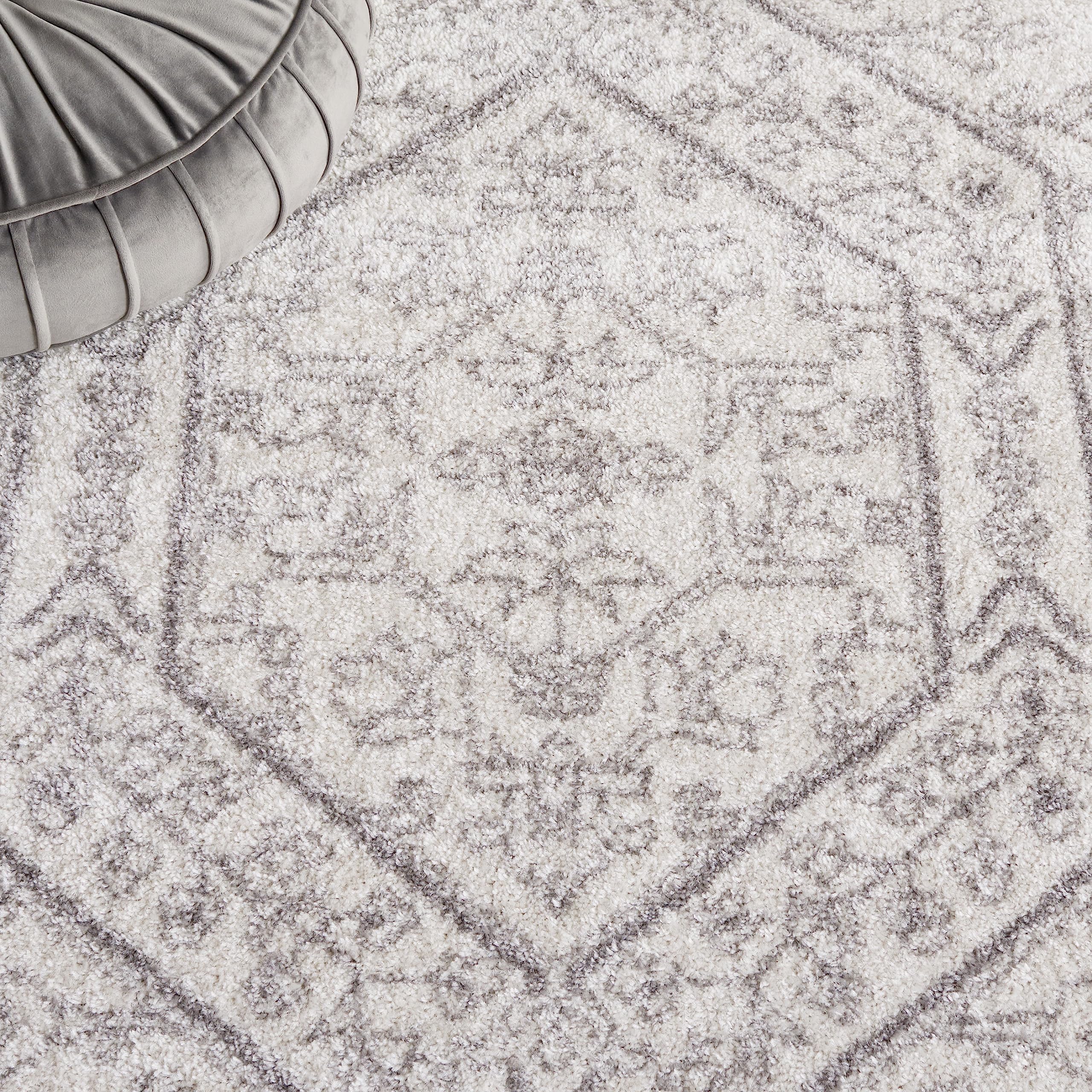 SAFAVIEH Area Rug 10x14 - Adirondack Collection - Large - Ivory & Silver, Oriental Medallion Design, Non-Shedding & Easy to Clean, Ideal for Living Room, Bedroom, Dining Space (ADR108B)