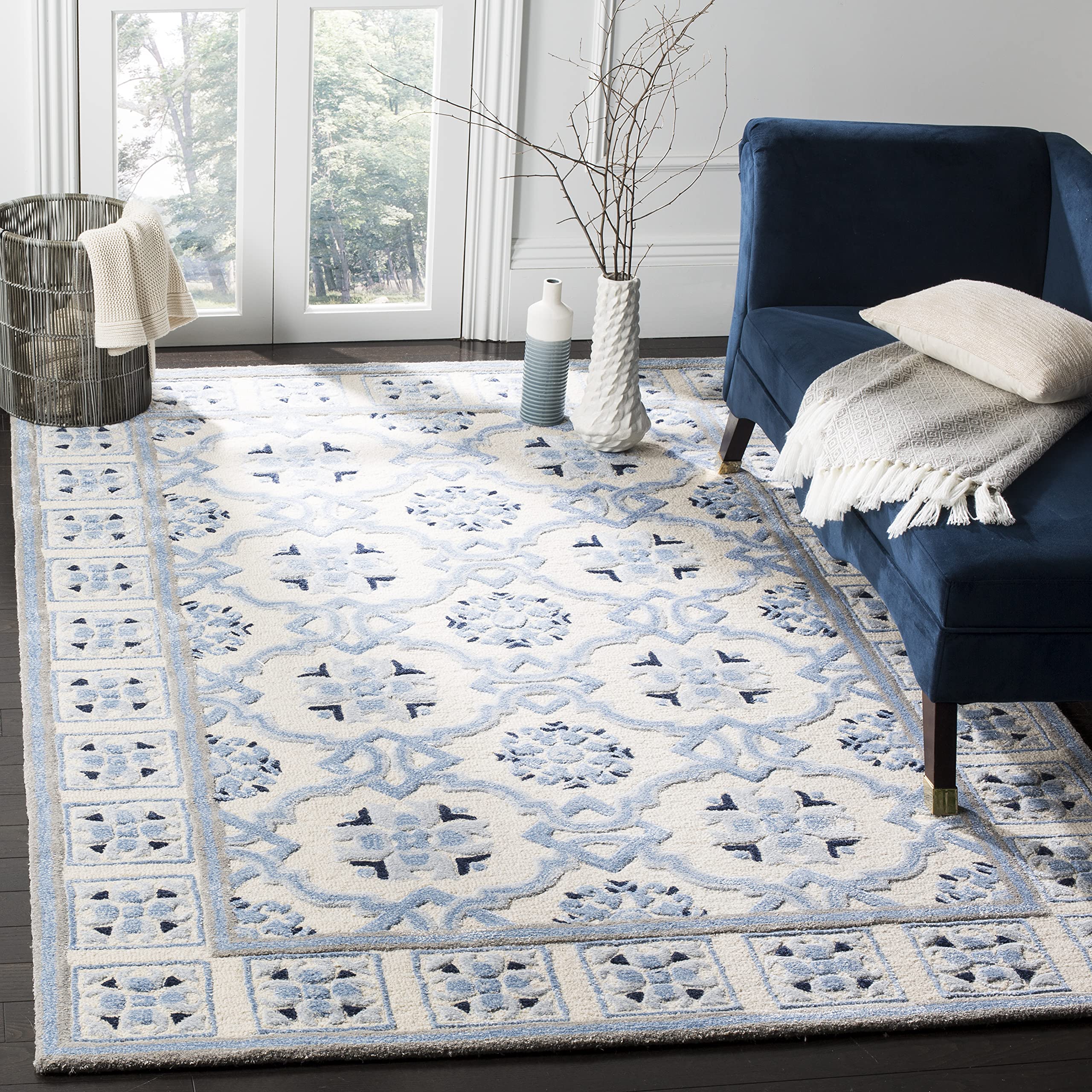 SAFAVIEH Bella Collection 8' x 10' Ivory/Blue BEL155A Handmade Premium Wool & Viscose Area Rug