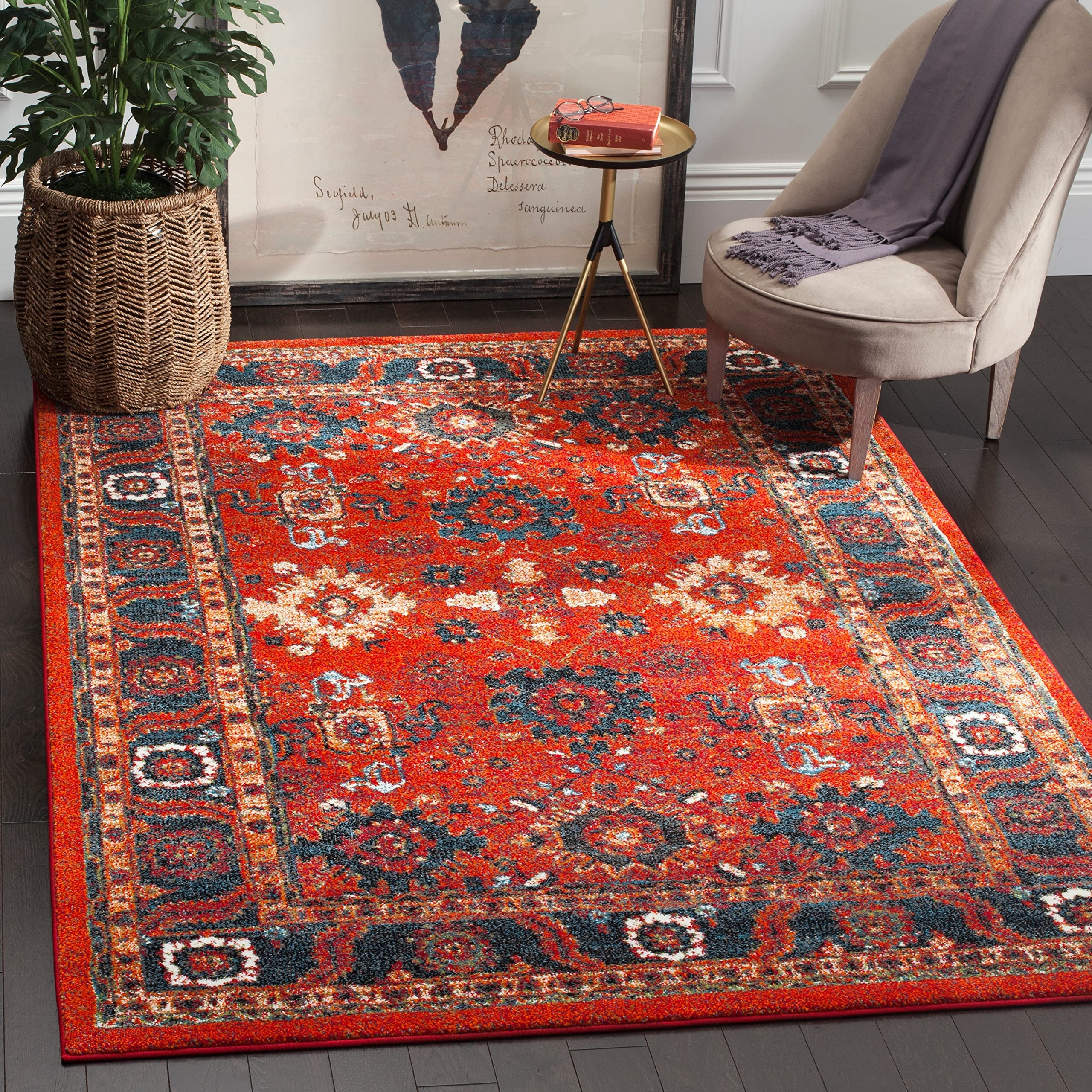SAFAVIEH Vintage Hamadan Collection Area Rug - 9' Square, Taupe, Traditional Persian Design, Non-Shedding & Easy to Clean, Ideal for Living Room, Bedroom, Dining Space (VTH214T)